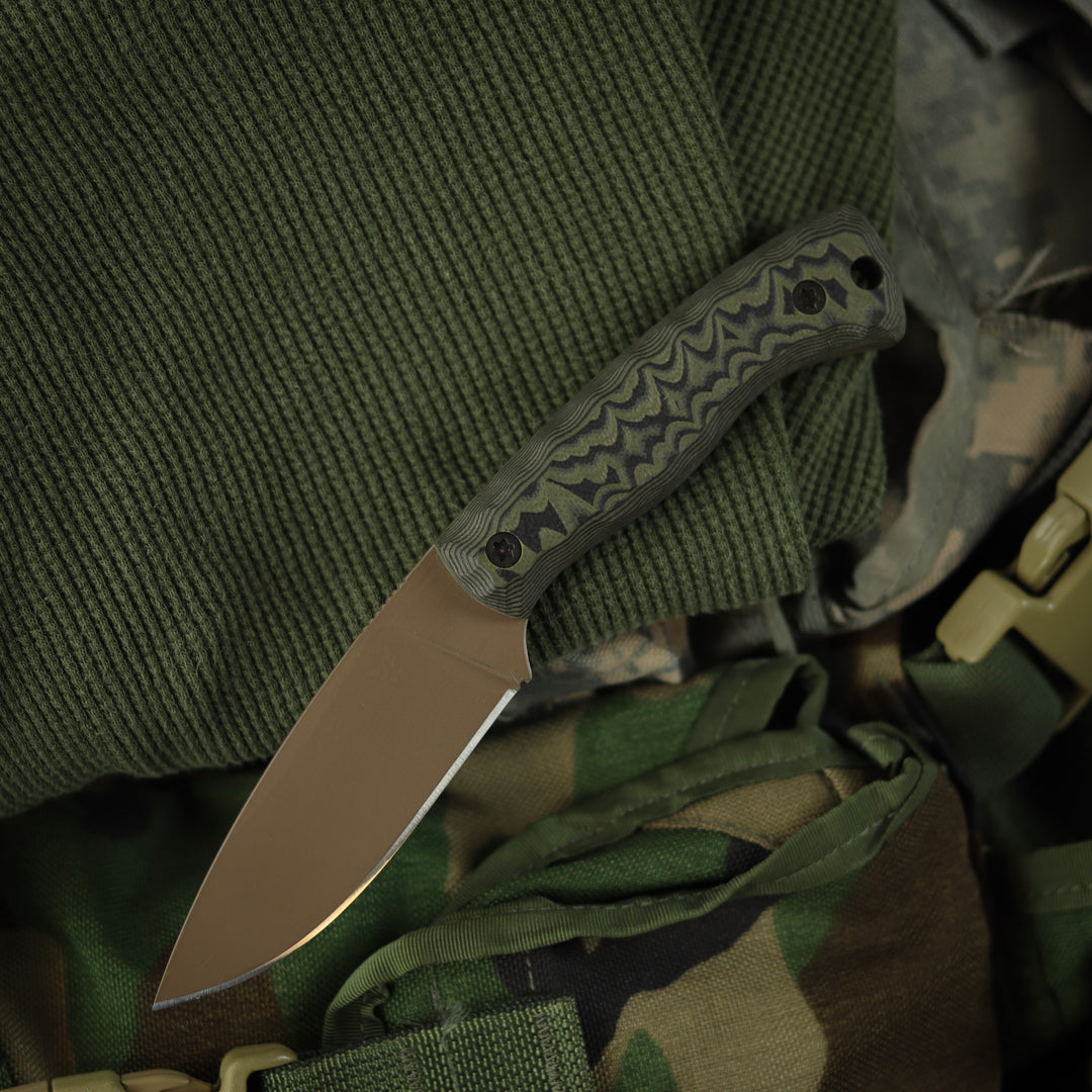 Huntsman - Coyote Tan Cerakote - Green/Black G10